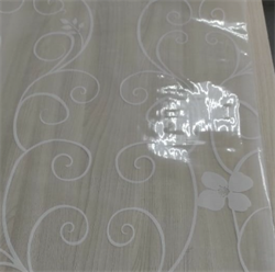 pn023 DEKORON 45 см/8 м витраж цветной	  прозрачная узоры белые																													 00104698