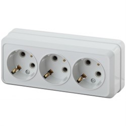 2-206-01 Intro Розетка 3х2P+E, 16А-250В, IP20, ОУ, Quadro, белый (7/140/1680) Б0053819