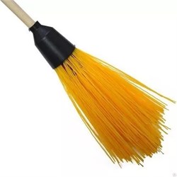 Метла синтетическая, круглая Стандарт с черенком 3 кольца 10553