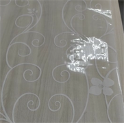 pn023 DEKORON 45 см/8 м витраж цветной	  прозрачная узоры белые																													 00104698