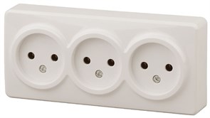 11-2207-02 ЭРА Розетка 3х2P, 16A-250В, IP20, ОУ, Эра Эксперт, сл.кость (8/80/1600) Б0020698